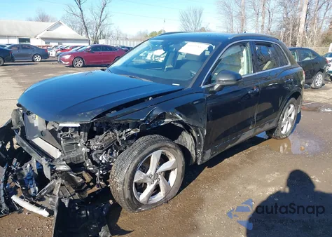 2020 Audi Q3 Premium 45 Tfsi Quattro Tiptronic z USA, uszkodzony, nr VIN WA1AECF32L1009445